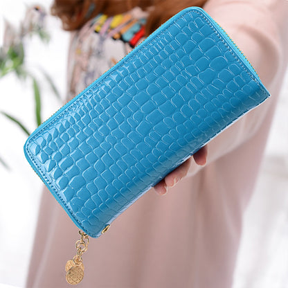 Crocodile Pattern Style Solid Color Hand Purse for Women