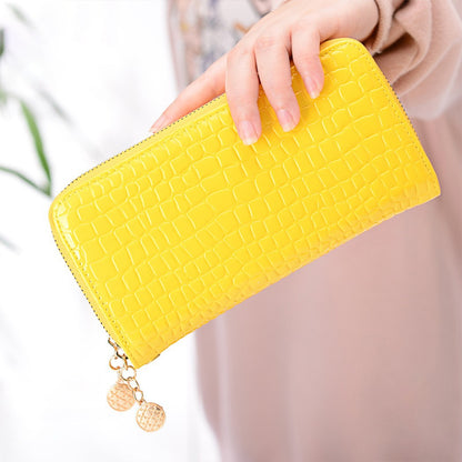 Crocodile Pattern Style Solid Color Hand Purse for Women